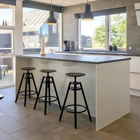 Three-bedroom In Romo